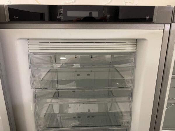 Electrolux Kyl & Frys Kombination (rostfritt, 185 cm) - Image 3